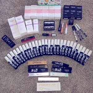 The best makeup I’ve ever used hands down!!